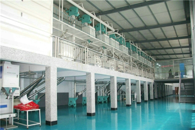 小型水稻碾米机